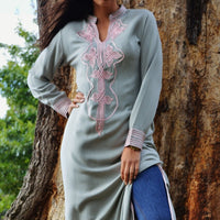 Caftan marocain gris bébé rose