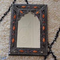 Miroir décoratif, grand miroir mural, miroir mosaïque, miroirs métalliques, miroir encadré, miroir marocain, miroir organique, miroir suspendu