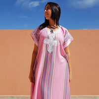 Caftan marocain rose à rayures