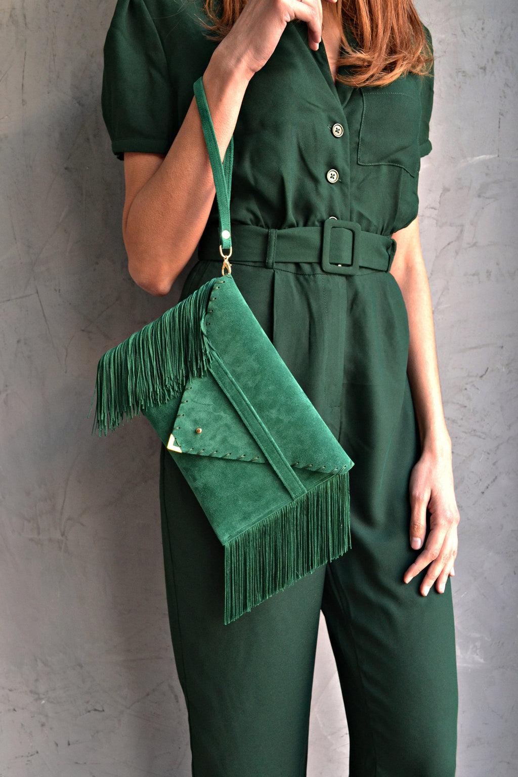 Pochette en daim vert émeraude à franges : bracelet en cuir fait main