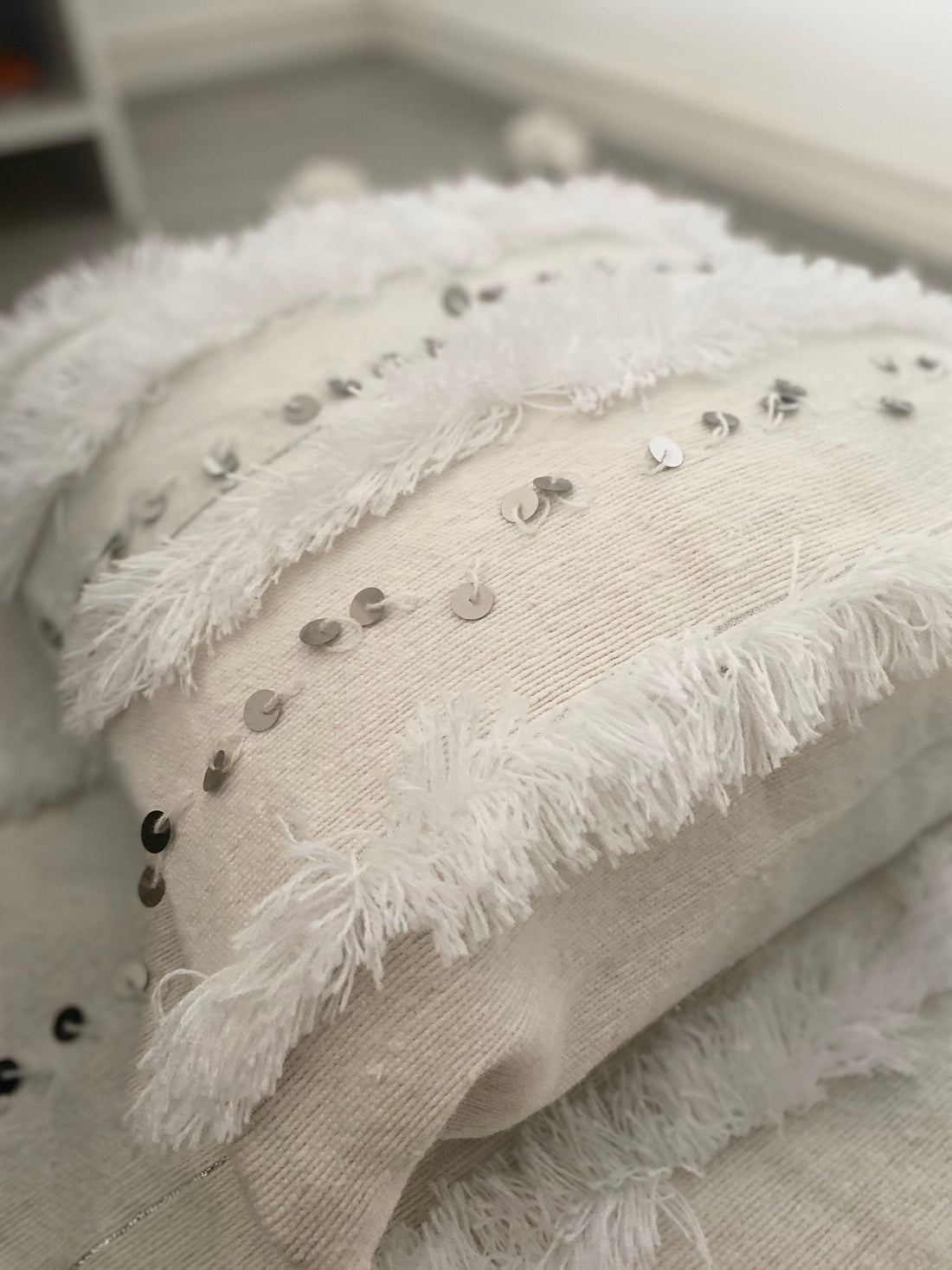Coussins de lit marocains blancs