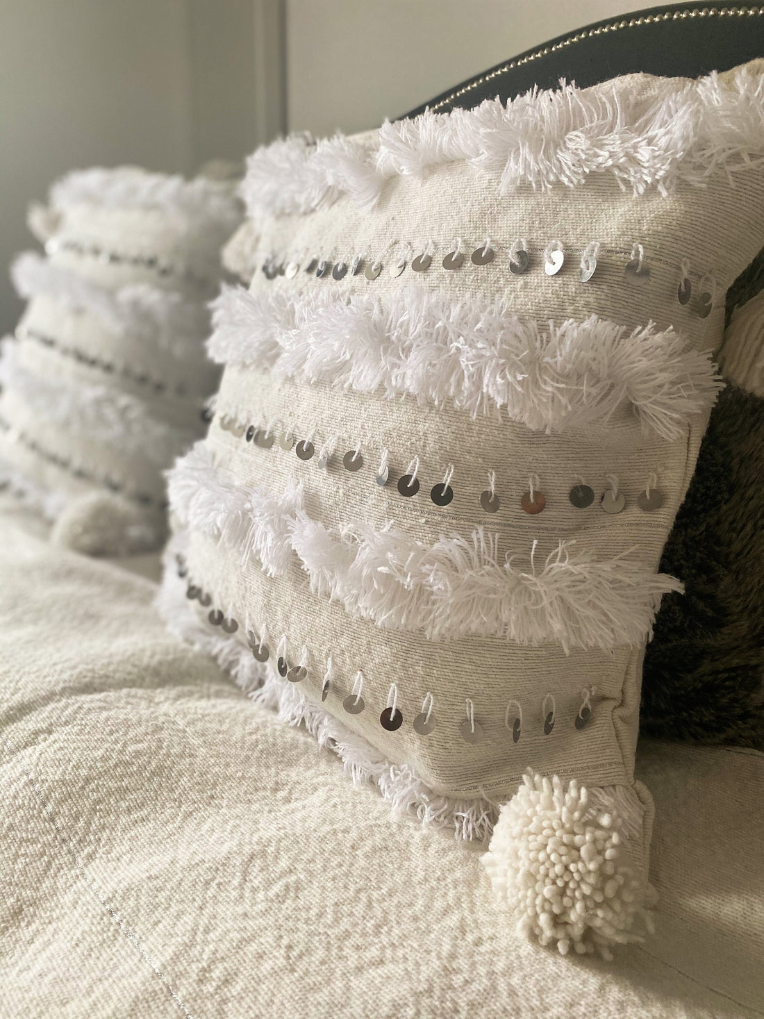 Coussins de lit marocains blancs