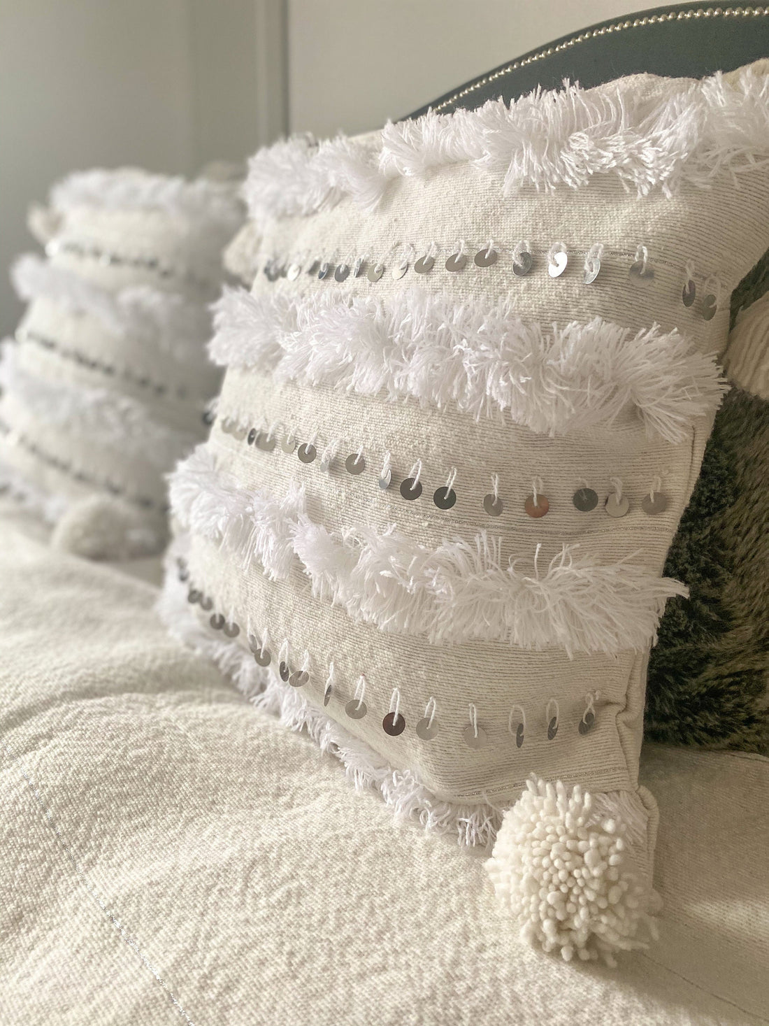 Coussins de lit marocains blancs