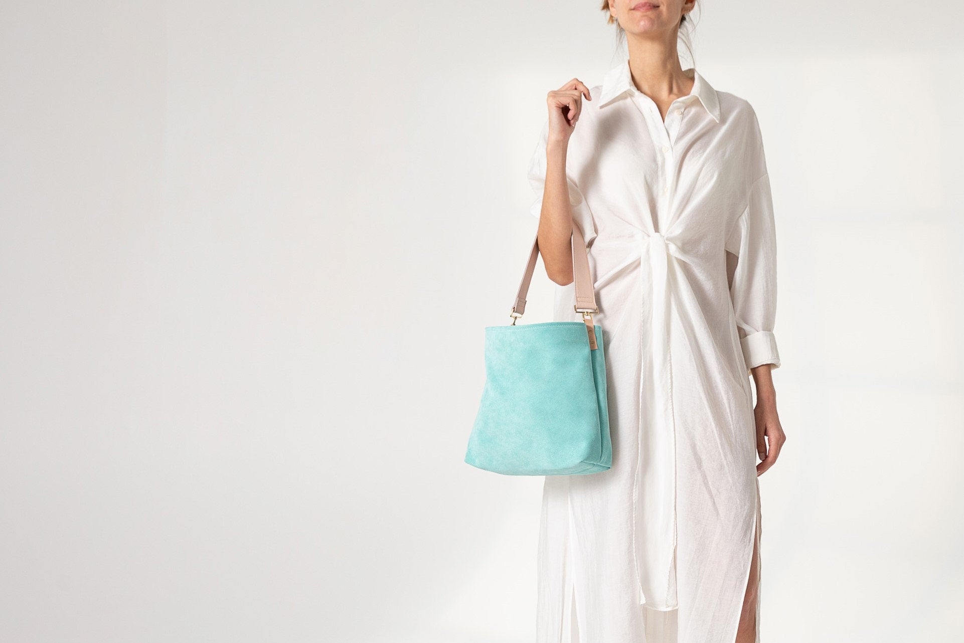 Sac hobo en daim turquoise : sac à bandoulière en cuir italien fait main