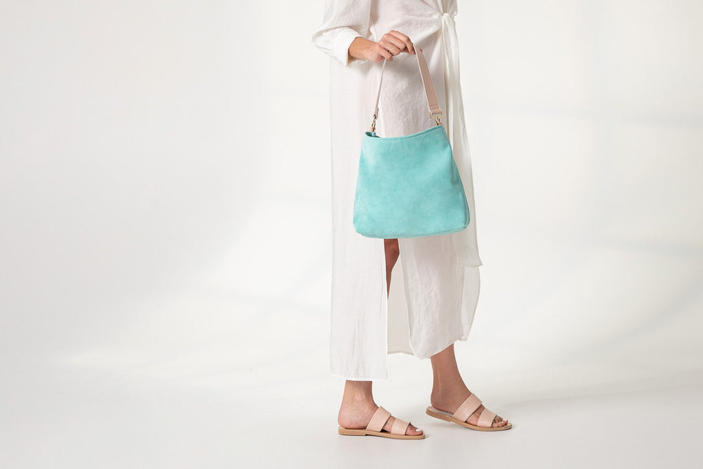 Sac hobo en daim turquoise : sac à bandoulière en cuir italien fait main