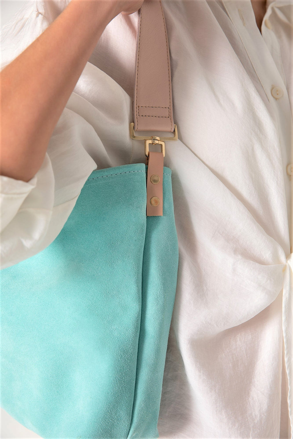 Sac hobo en daim turquoise : sac à bandoulière en cuir italien fait main