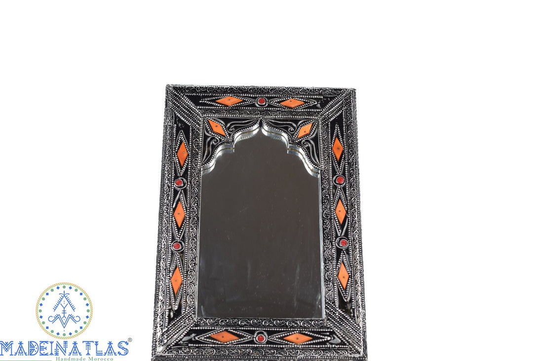 Miroir décoratif, grand miroir mural, miroir mosaïque, miroirs métalliques, miroir encadré, miroir marocain, miroir organique, miroir suspendu