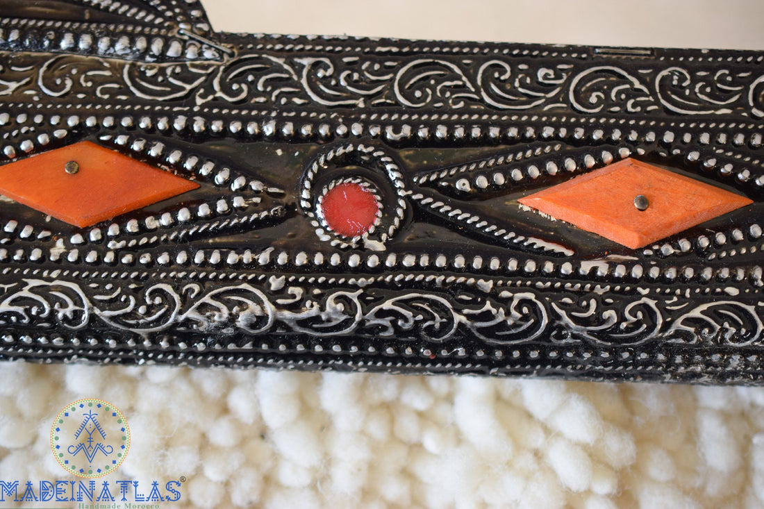 Miroir décoratif, grand miroir mural, miroir mosaïque, miroirs métalliques, miroir encadré, miroir marocain, miroir organique, miroir suspendu