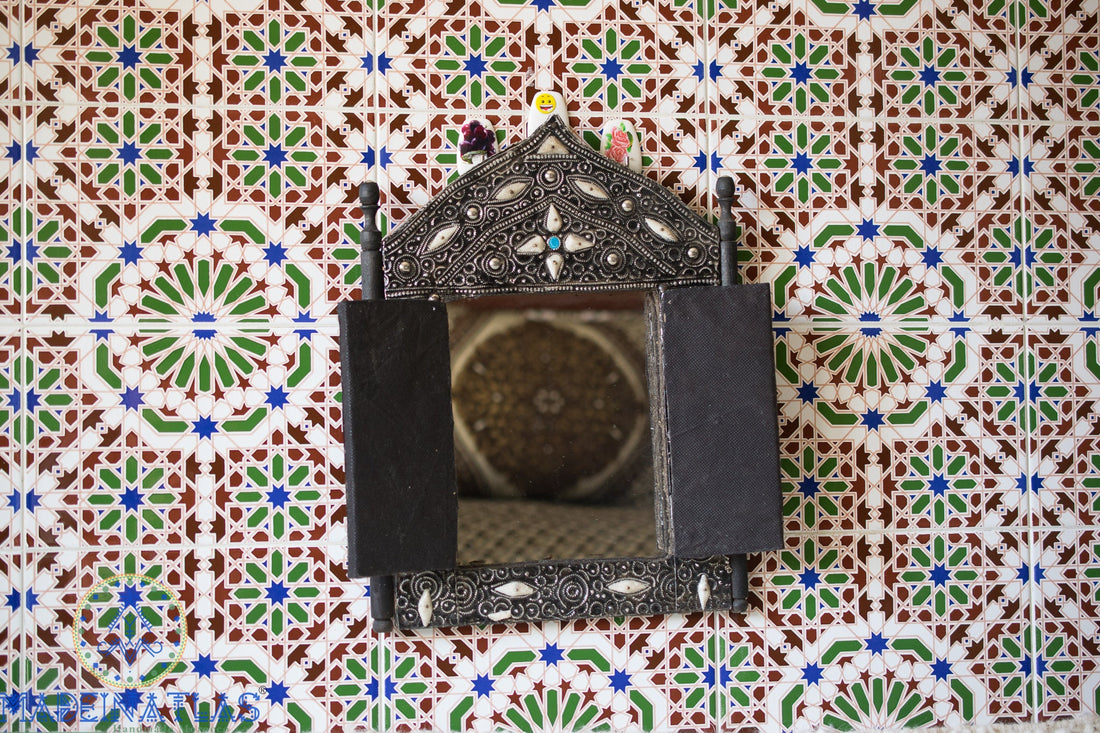Miroir marocain, Miroir incrusté d’os, Miroir décoratif, Miroir arqué, Décor en os, Art mural arabe