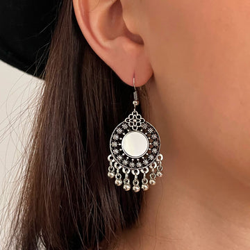 Boucles d'oreilles miroir rond et grelots / Bijoux ethnique bohème tribal