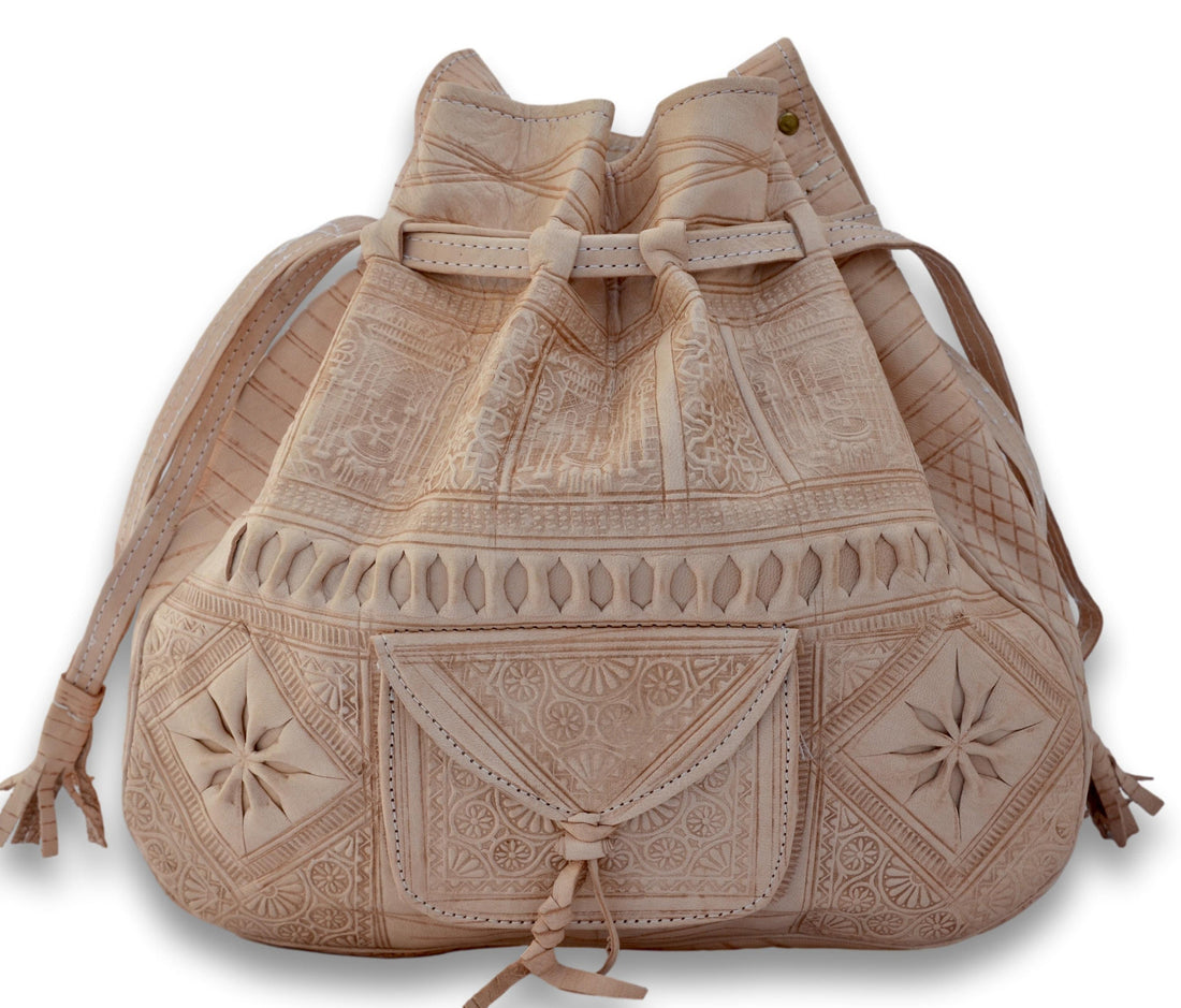 Beutel mit Bandoulière aus marokkanischem Kupfer, Hauptbeutel aus Kupfer, im Vintage-Stil, hauptsächlich aus Leder ohne natürliche Gerbungsfarbe 