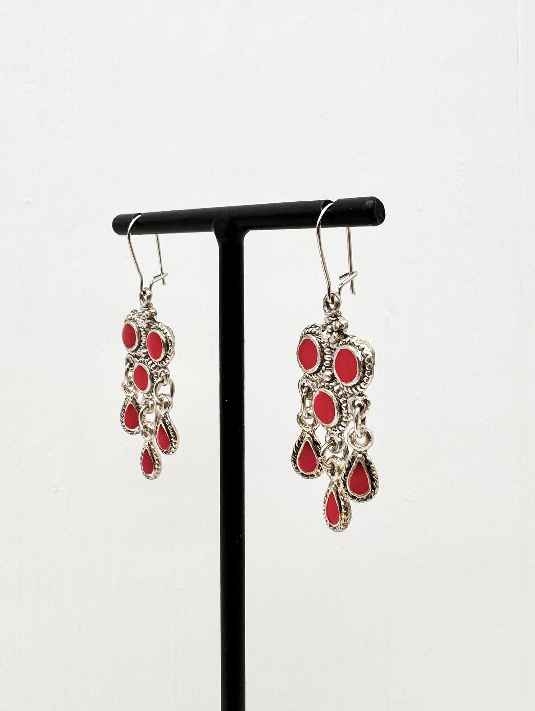 Boucles d'oreilles berbères with cabochons in résine rouge / Bijou Maroc / Bijoux bohème ethnique boho 