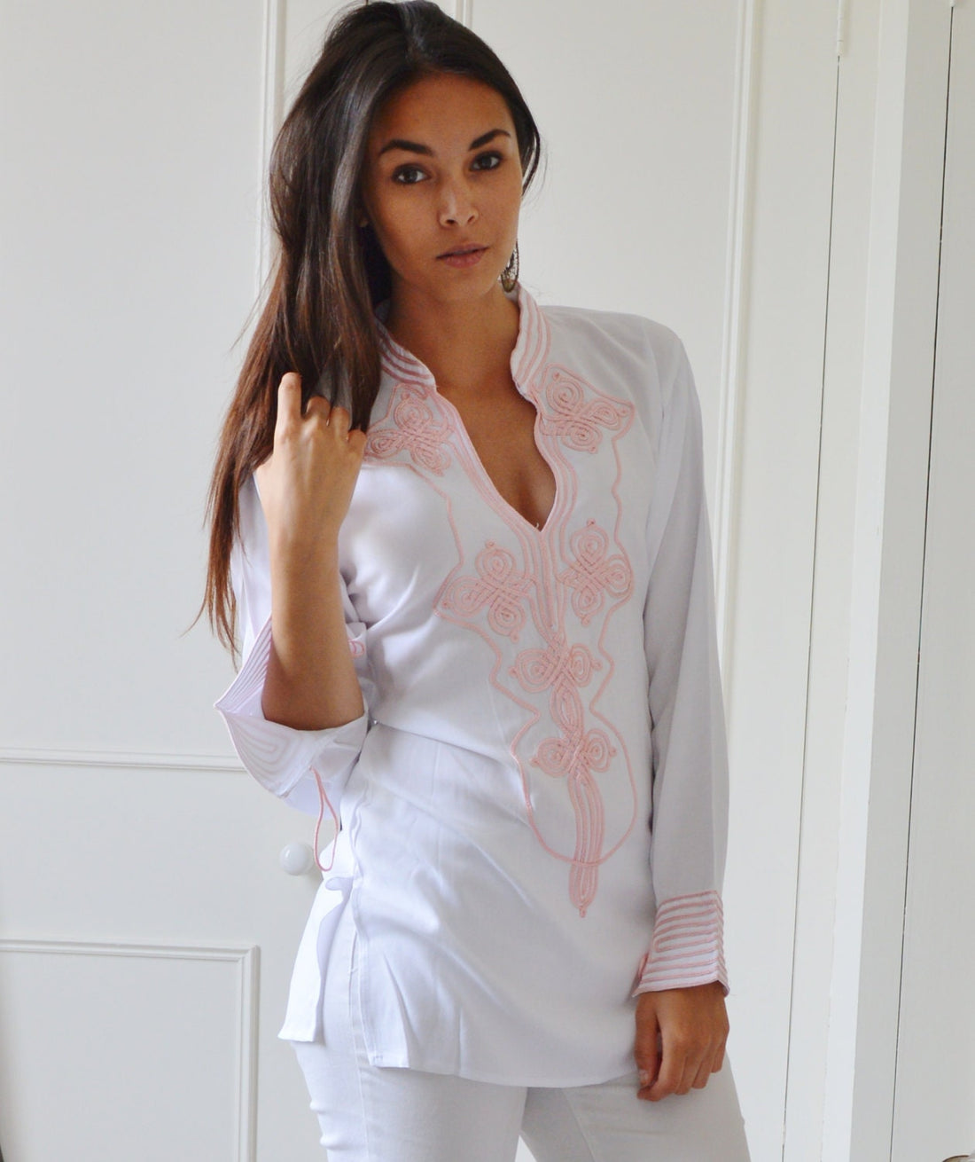 Robe blanche tunique bédouine marocaine