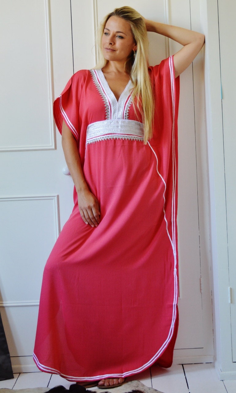 Robe de printemps caftan, robe, caftan rose saumon caftan maxi robe marine - vêtements de plage, complexe hôtelier, maternité, cadeaux, anniversaire, camouflage,