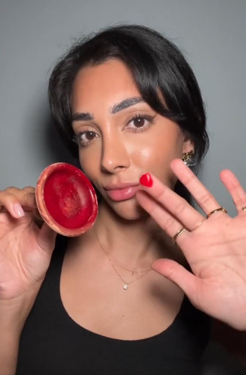 Rouge à Lèvres Marocain Artisanal | Naturel, Biologique, Longue Durée et Sans Cruauté | Couleurs Vives pour Tous les Teints