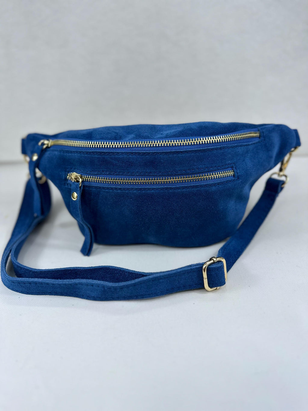 Banane en cuir suédé – Sac ceinture fait main avec double fermeture éclair